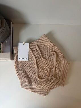 Kindly Confetti Knit Baby Bloomers in Beige